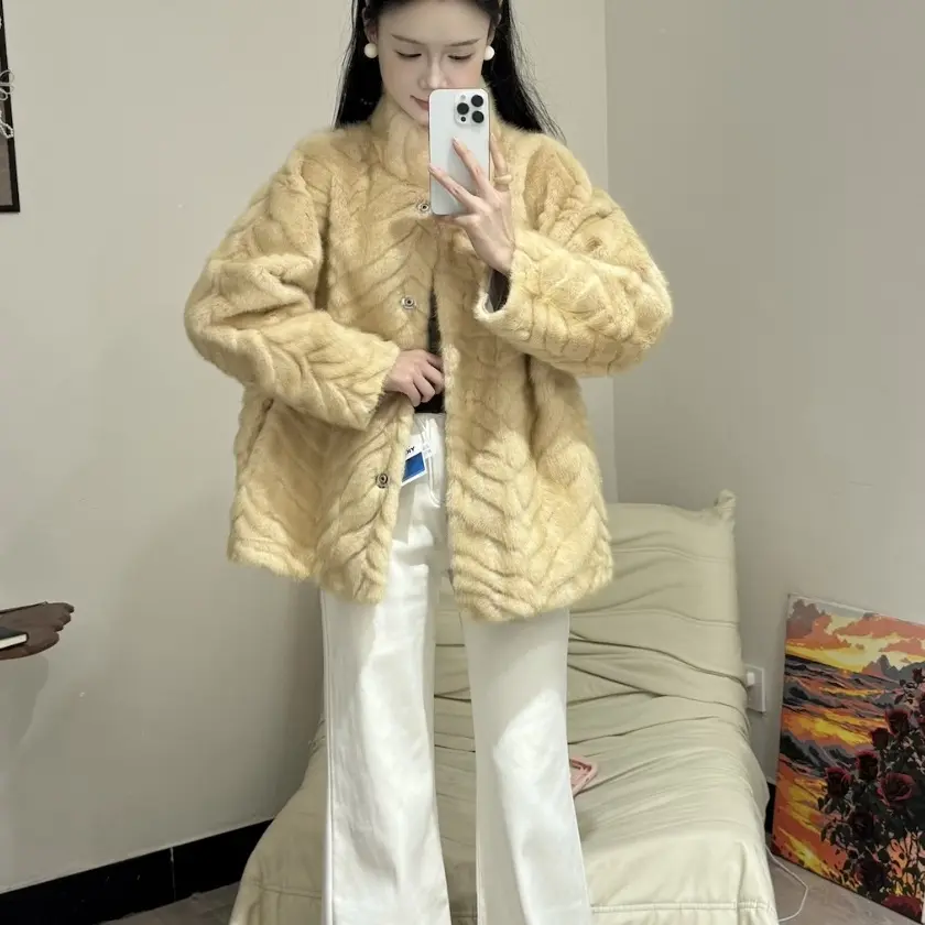 【杨饱饱私服】金叶貂V领高级感气质复上衣