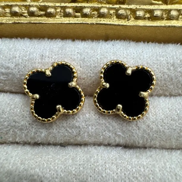 铁合金石英石耳饰 2025年新款女士耳钉