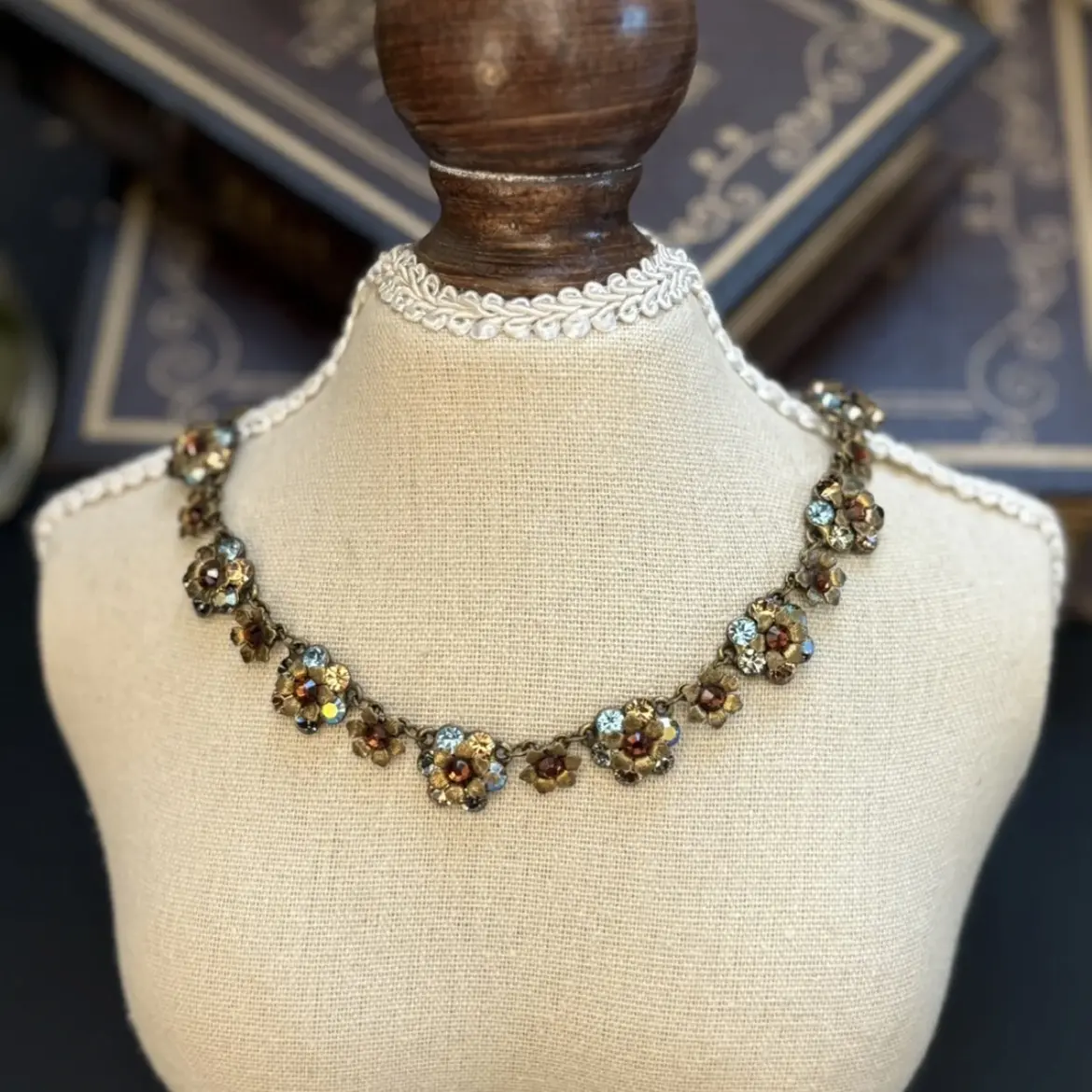 铜合金项链 铜合金玻璃项链 异域宫廷复古气质轻奢项链