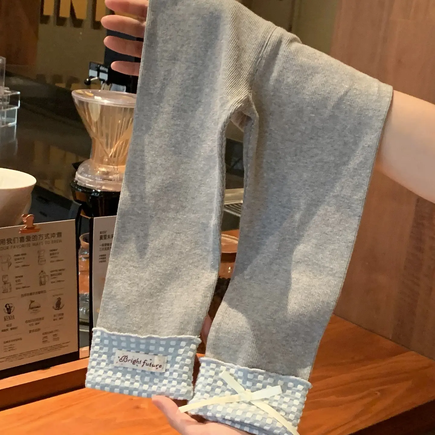 百搭格子蝴蝶结拼接外穿打底长裤