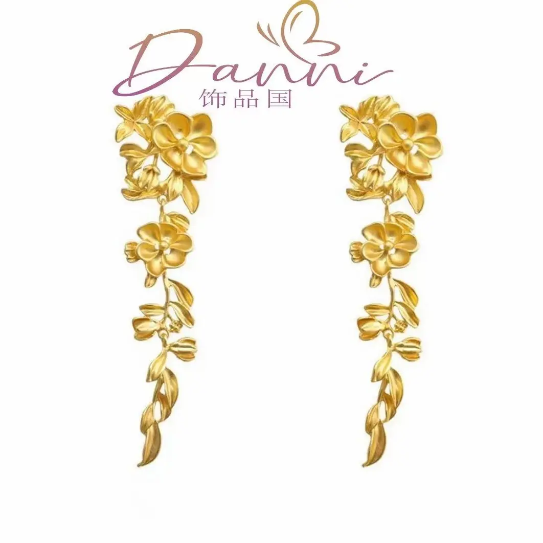 合金耳饰 铜合金耳饰 法式复古金色花朵流苏女高级感轻奢气质耳饰