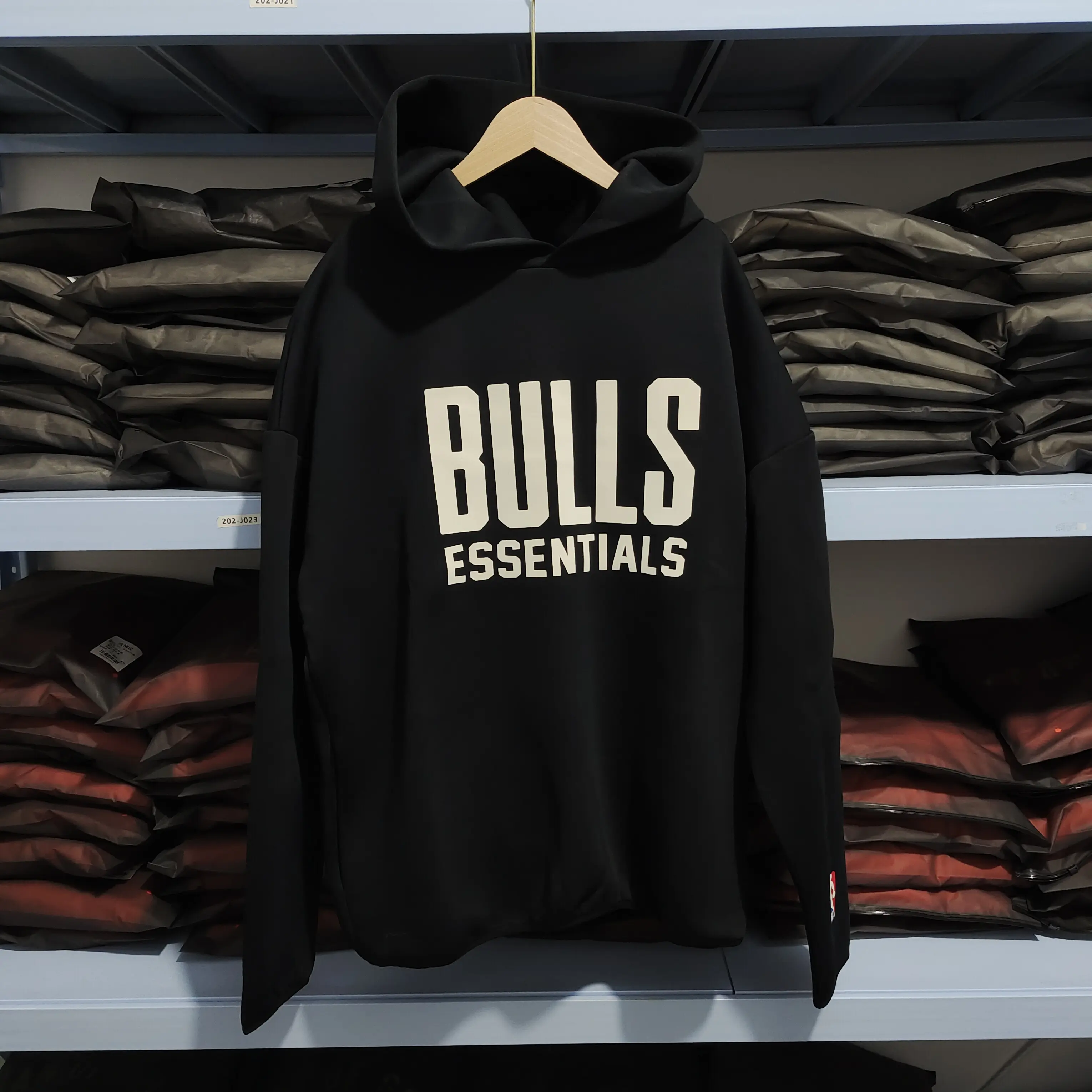 新款公牛球队联名空气层纯棉连帽卫衣男女同款春秋宽松立体标休闲