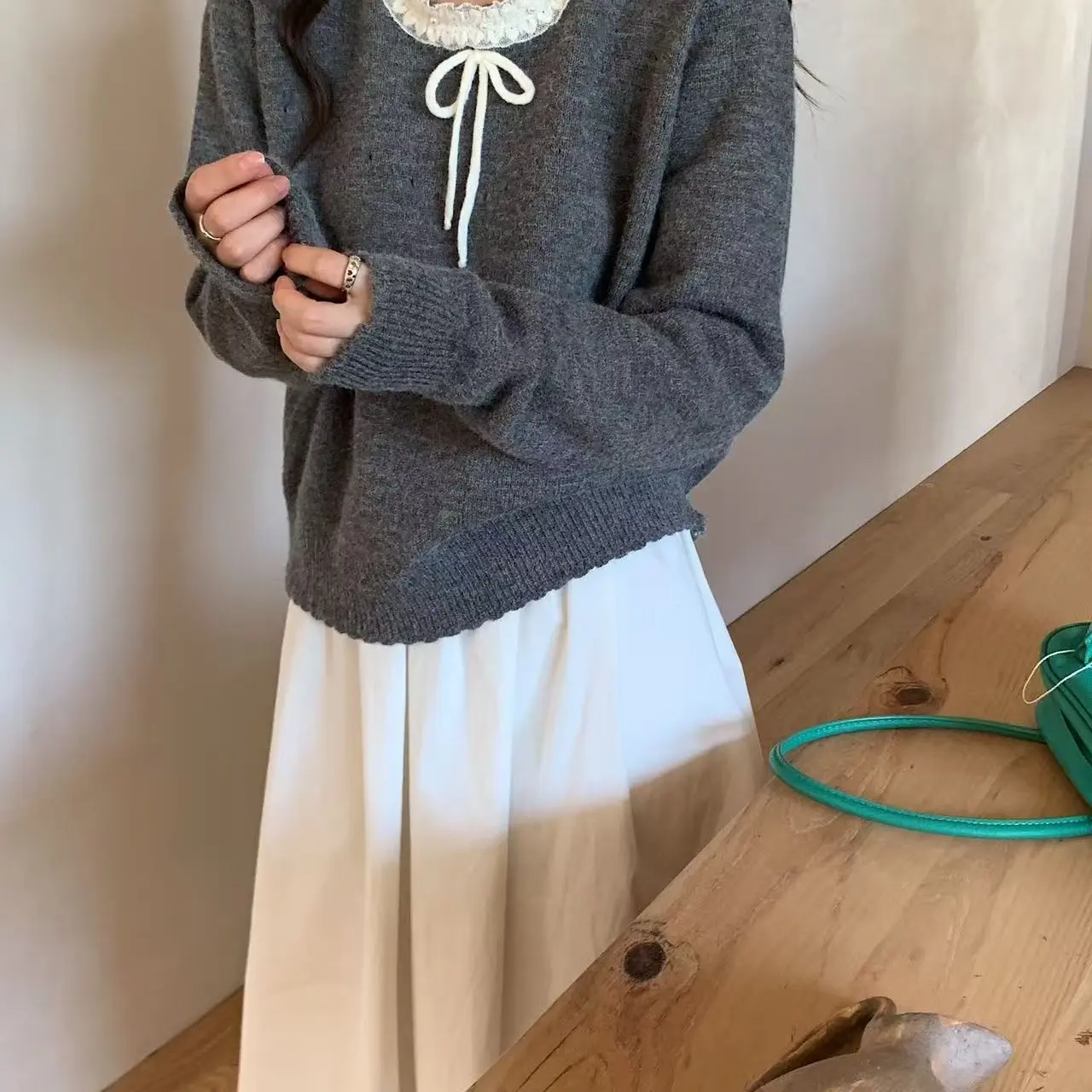 2505圆领短款针织薄款常规宽松型毛衣秋冬娃娃领时尚秋季