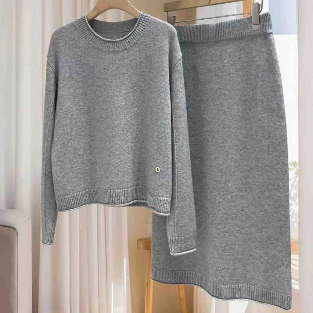 LP极简老钱高品毛衣羊绒半身裙秋冬新款圆领休闲纯色保暖上衣女