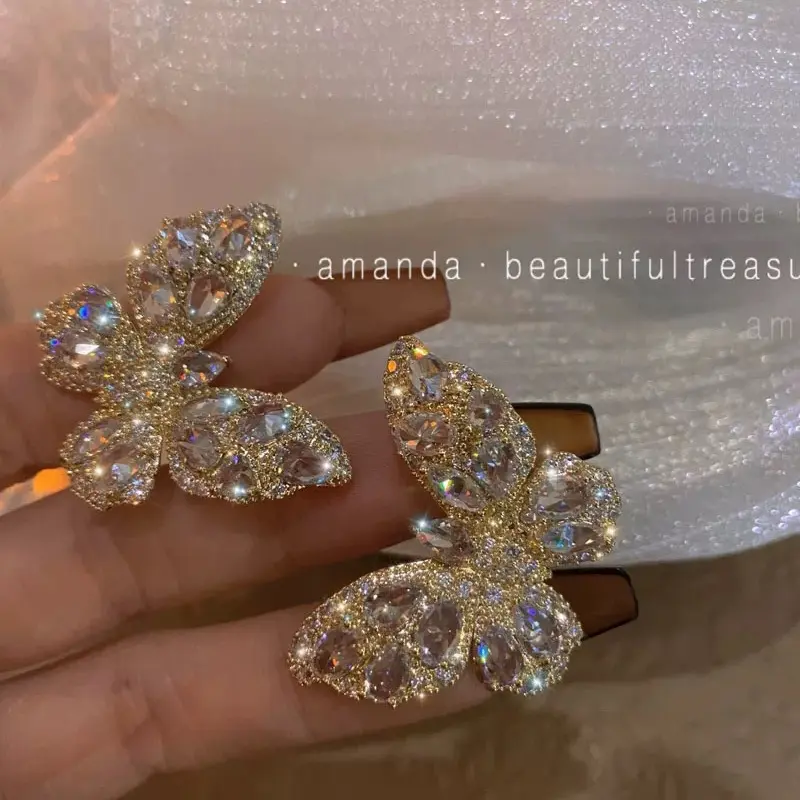 磁铁锆石耳饰 铜合金锆石耳饰 蝴蝶满钻耳钉女秋冬新款法式