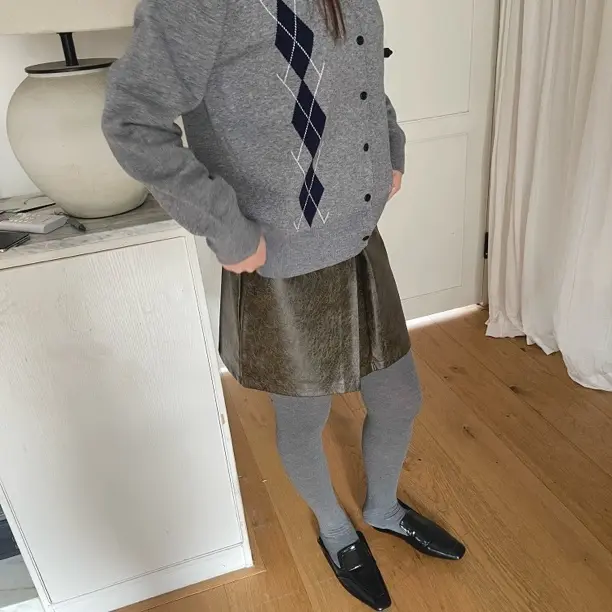 秋季新款百搭复古休闲翻领宽松菱格毛衣开衫