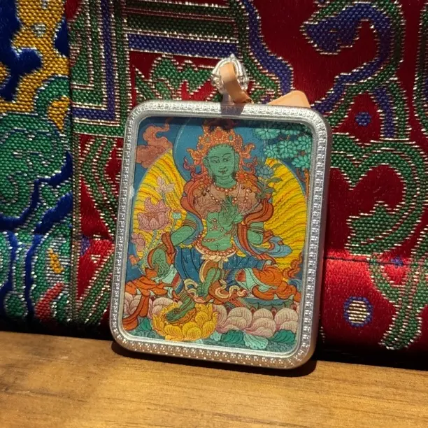 绿度母矿物质手绘唐卡