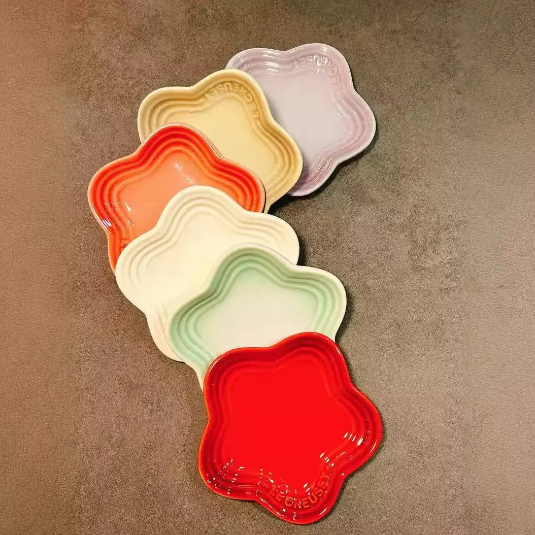 可爱卡通花瓣型陶瓷家用创意零食蘸料碟