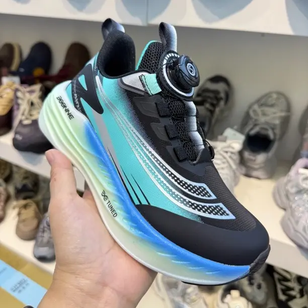 透气防水篮球鞋女鞋气垫男女运动鞋跑鞋运动减震