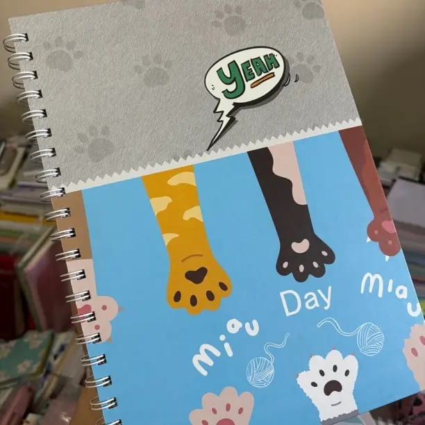 A4线圈横线本猫爪封面