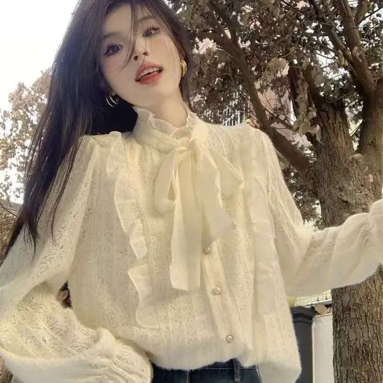 蝴蝶结系带蕾丝衬衫女2025年秋冬内搭设计感小众打底上衣