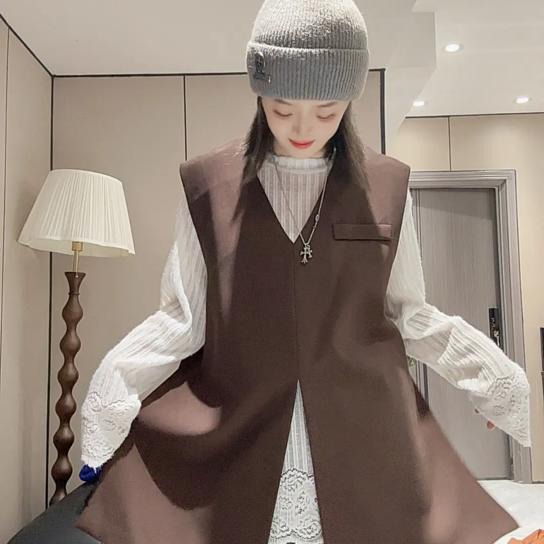 双双韩版宽松简约纯色马甲无袖设计感百搭气质马夹外穿休闲时尚