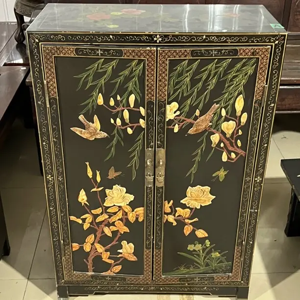 嵌石漆画储物柜 