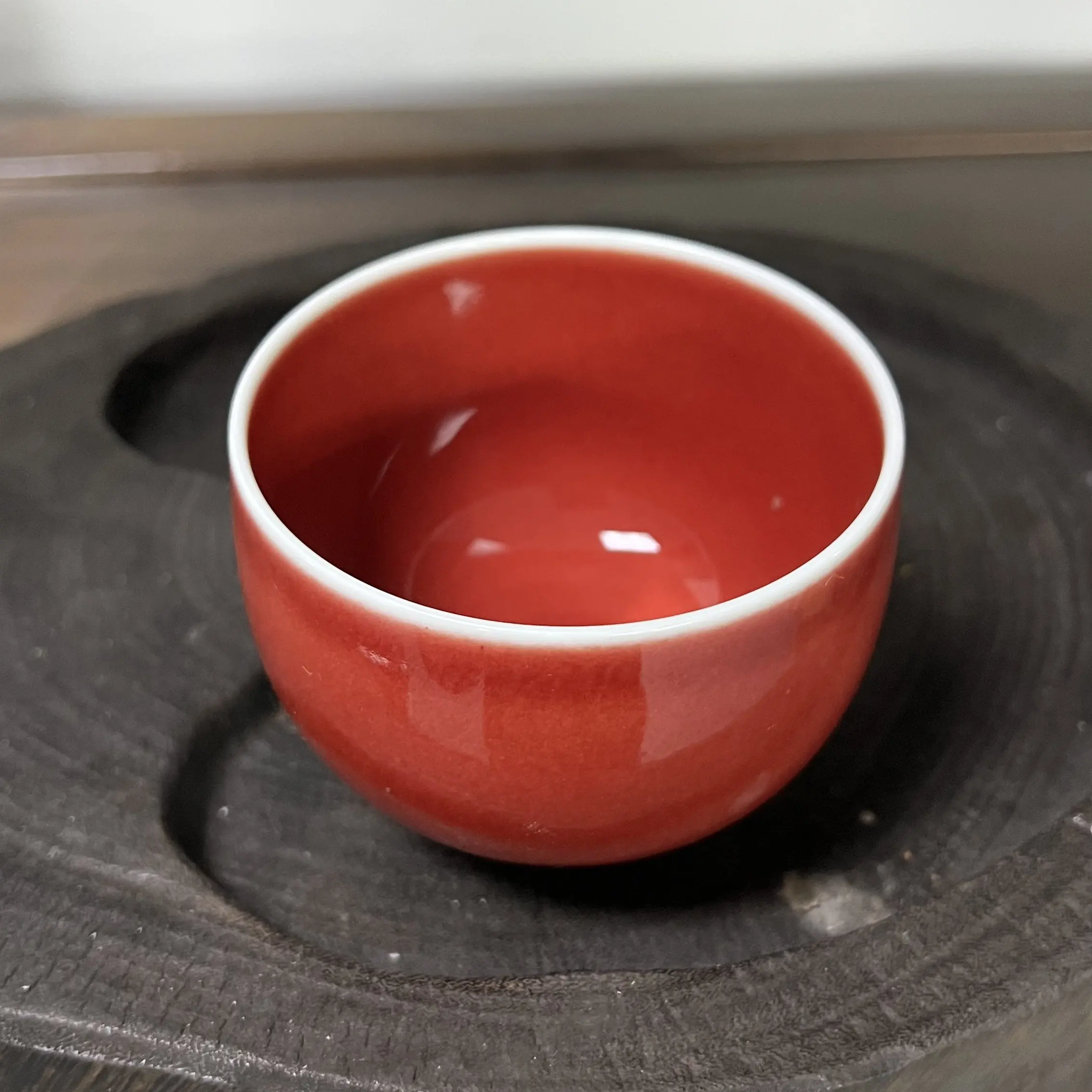 主人杯豇豆红缸杯铁胎陶泥色釉品茗杯