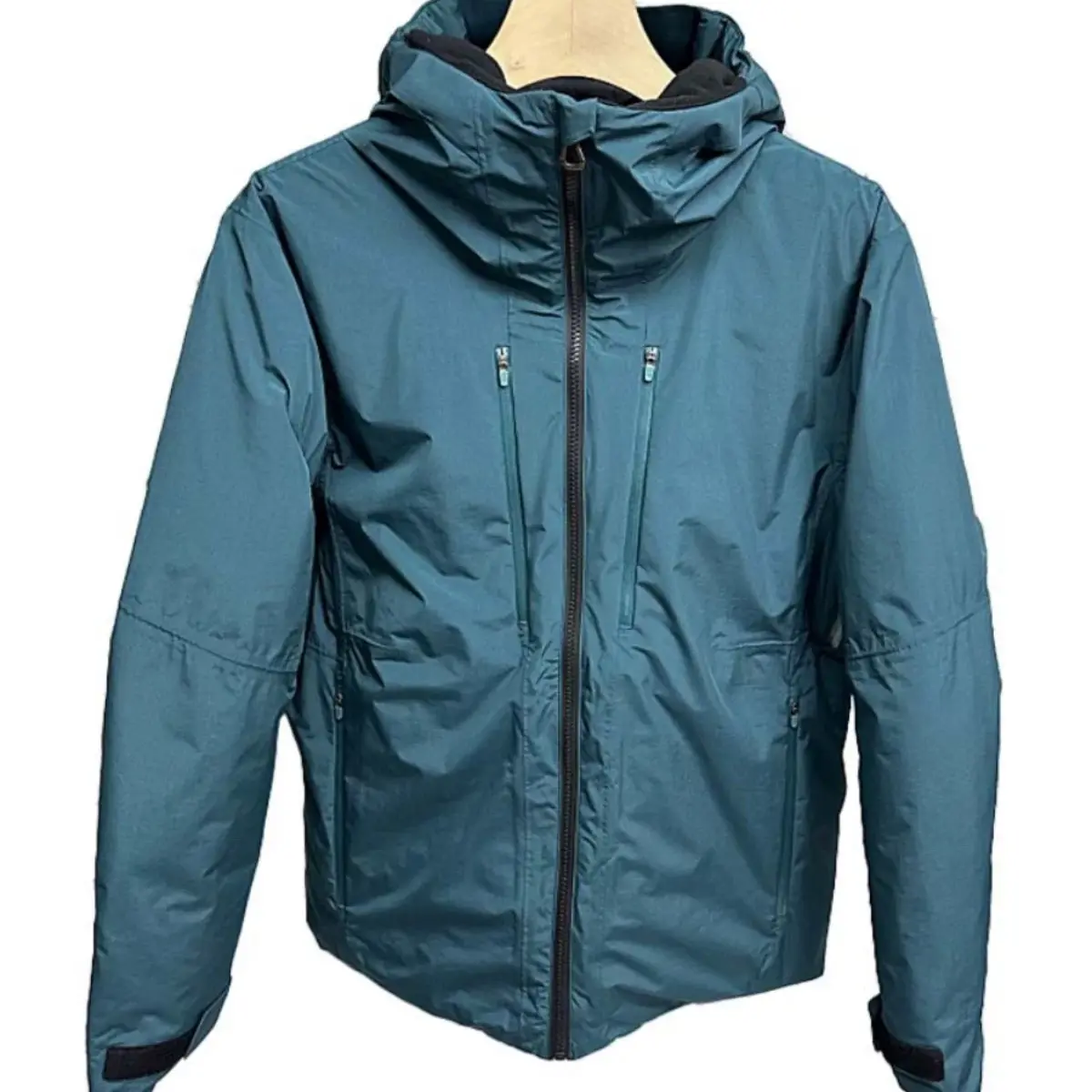 H户外滑雪防水防风保暖男女百搭冲时尚连帽外套