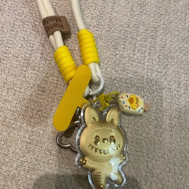 车挂包包挂饰钥匙扣可爱卡通礼物