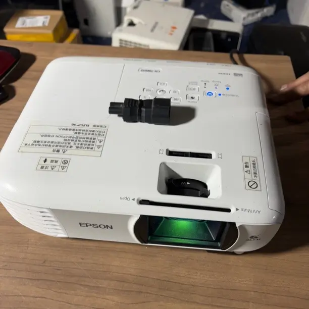 高清1080p长焦家庭影院投影仪 运费到付