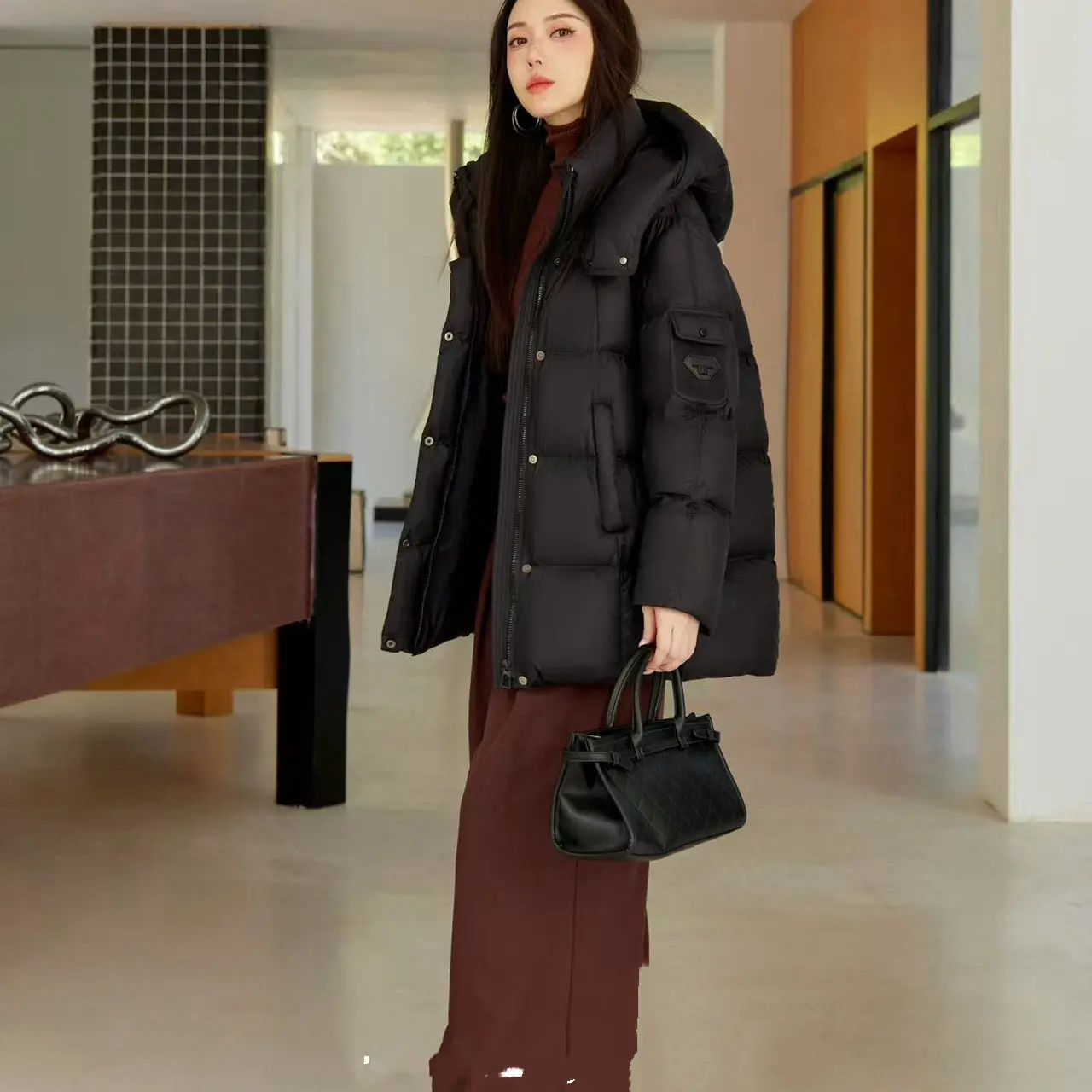 女士韩版连帽中长款加厚保暖冬季时尚百搭外套女