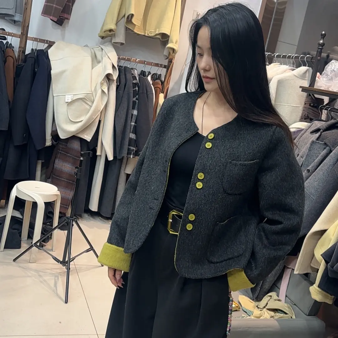 气质短款双面毛呢外套女秋冬时尚圆领保暖修身大衣