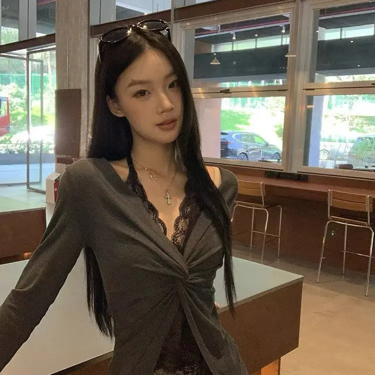 长袖打底衫女2025新款初秋韩系穿搭蕾丝t恤假两件辣妹上衣