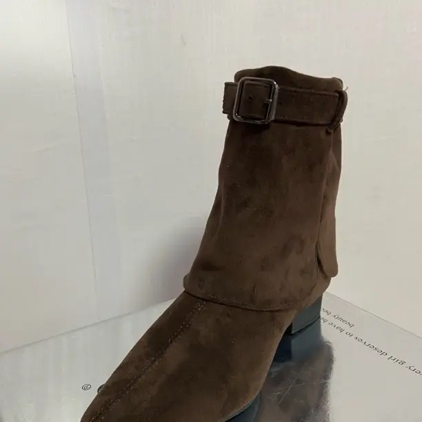 秋冬加绒内增高系带方扣时尚百搭女款短靴粗跟平底