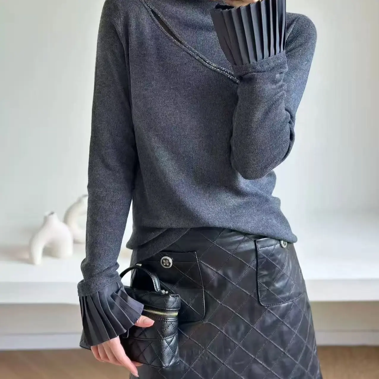 蕊蕊家韩系半高领亮丝荷叶边针织衫秋冬季设计感显瘦百搭打底毛衣