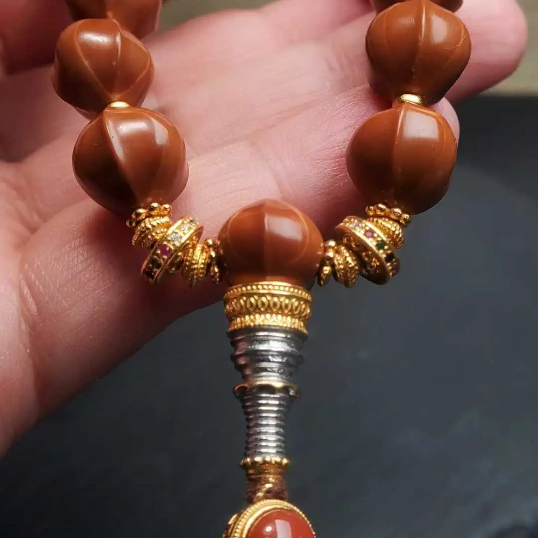 1.2小籽鲨鱼背手串高端文玩