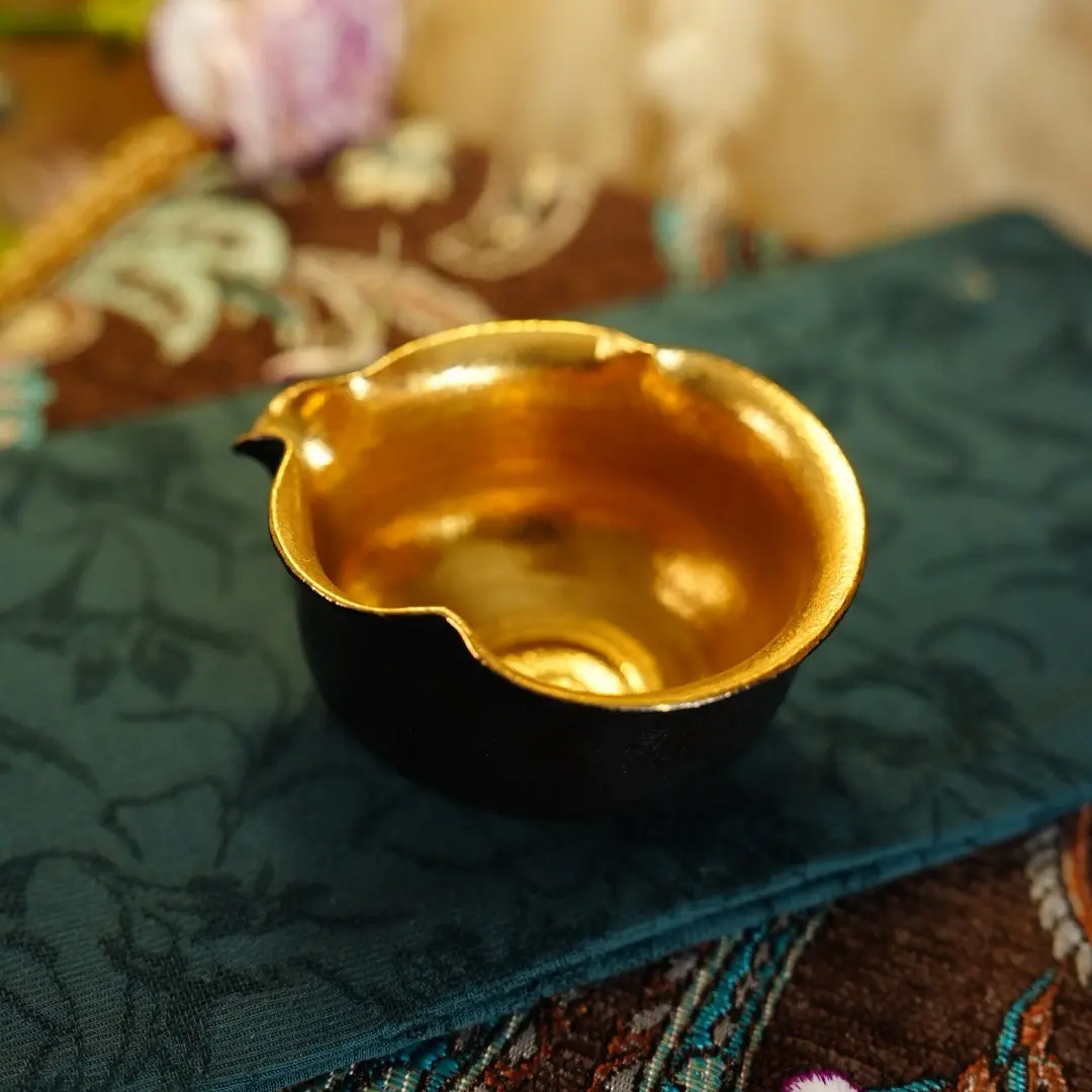 【霖松堂】葫芦型描金公道杯