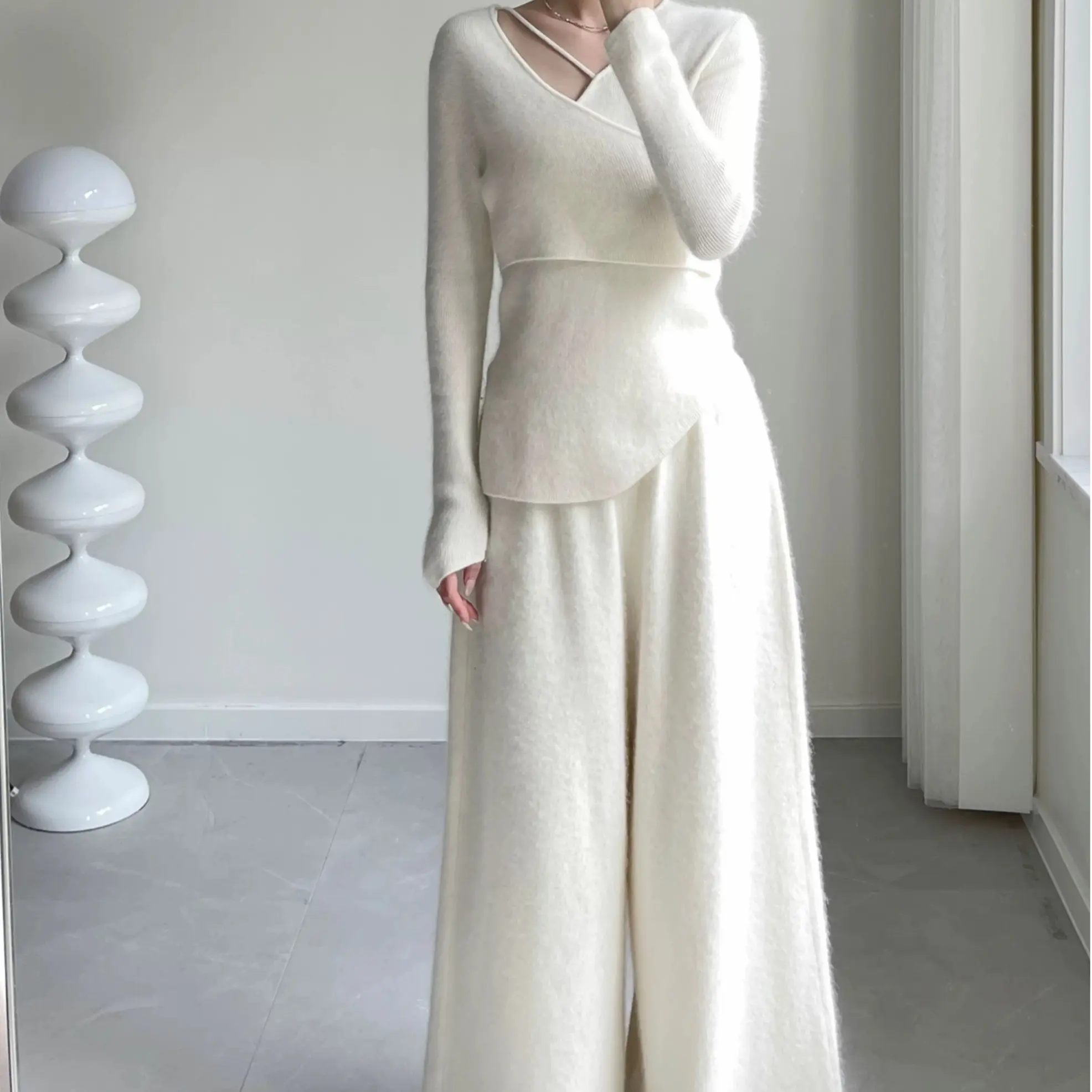 梦小小女装2025秋冬新款浣熊绒纱高腰直筒阔腿裤子针织毛线裤