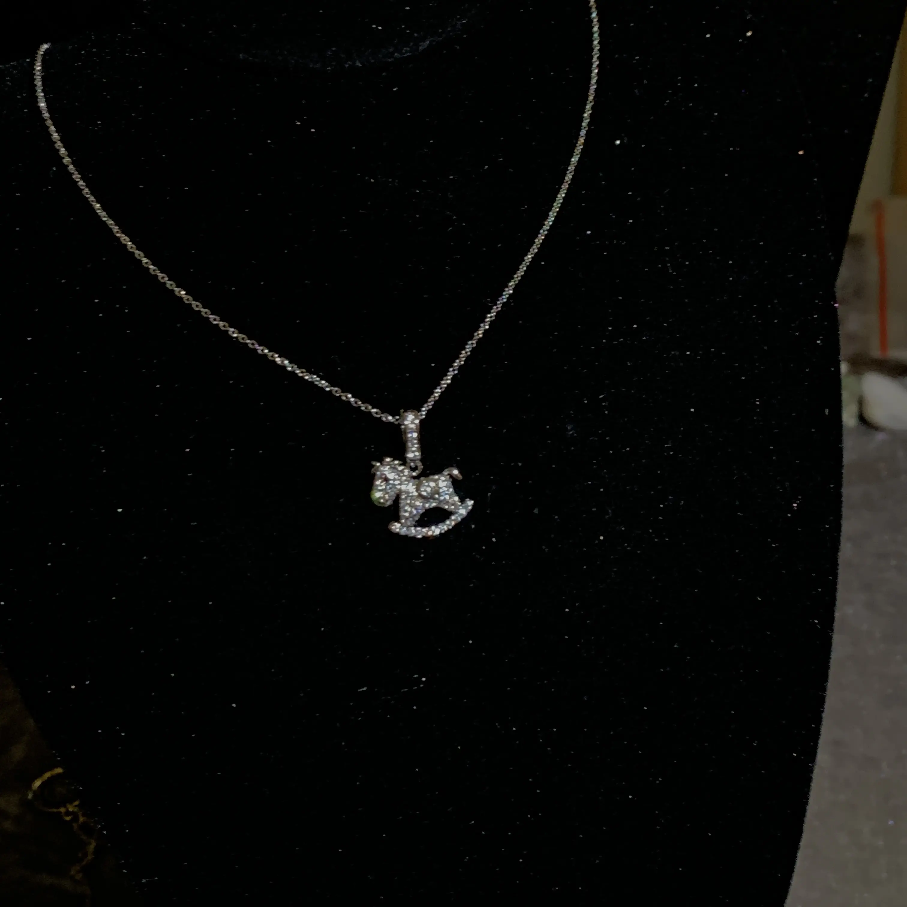 合金合成锆石吊坠 锆石小马吊坠项链女款时尚百搭