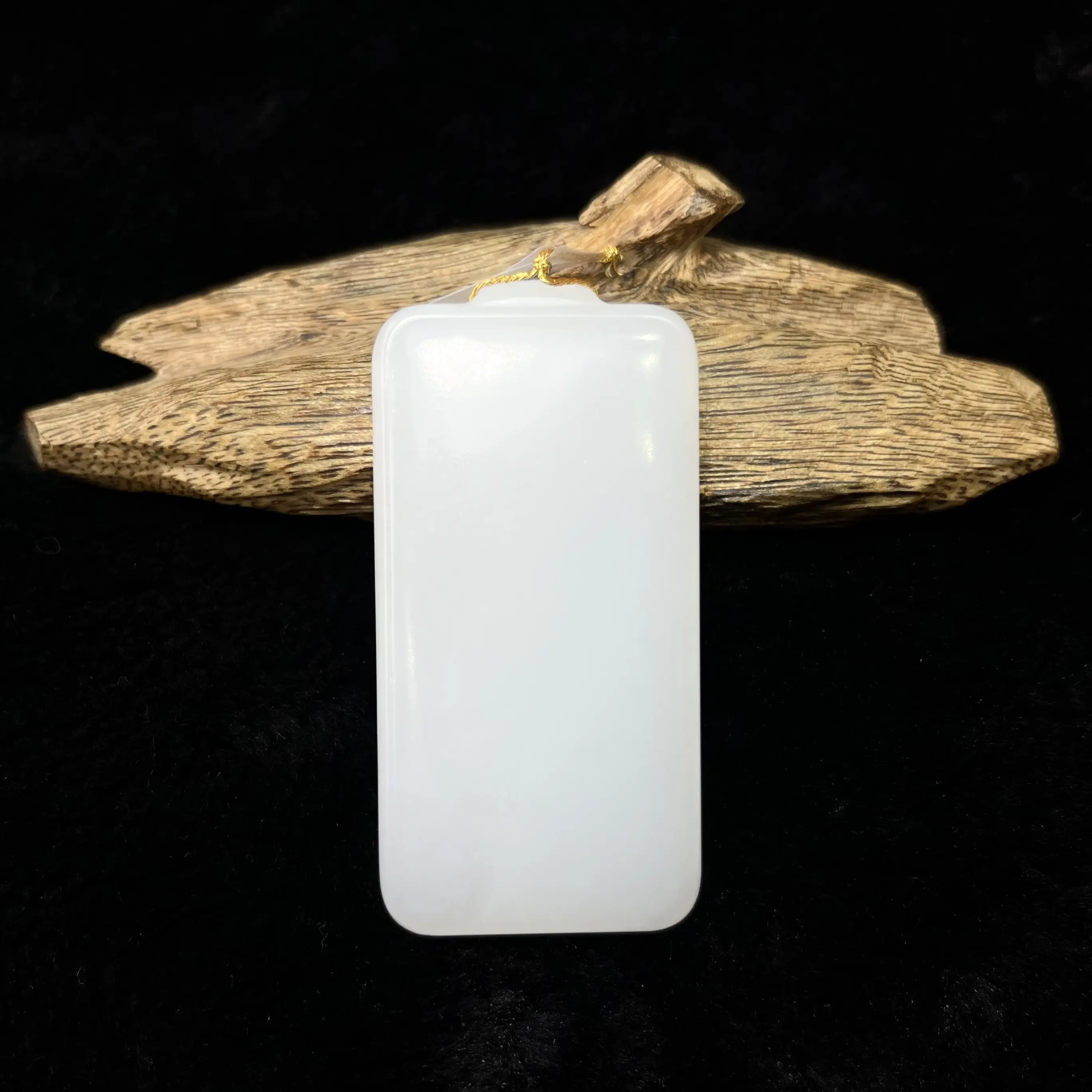 和田玉精雕「平安无事」吊牌男女款高档