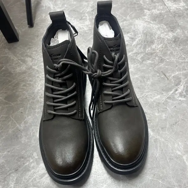 秋季男士厚底增高牛皮高帮百搭马丁靴