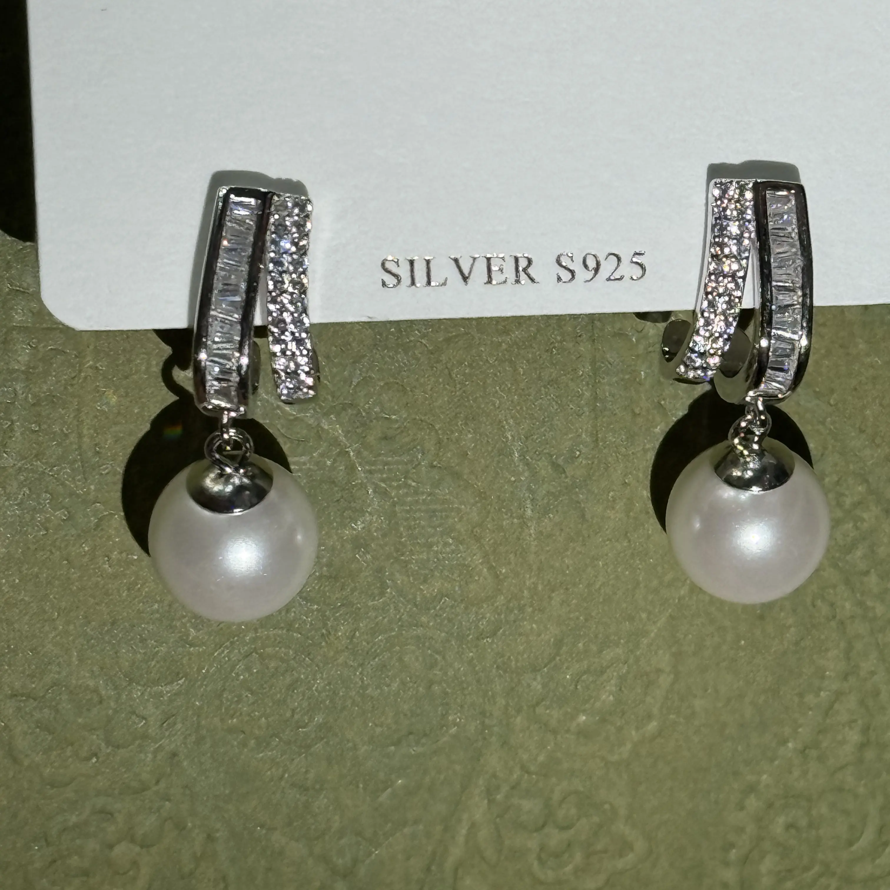 925银仿珍珠耳饰 925银耳饰 喜婆婆珍珠简约优雅轻奢小众纯银耳钉