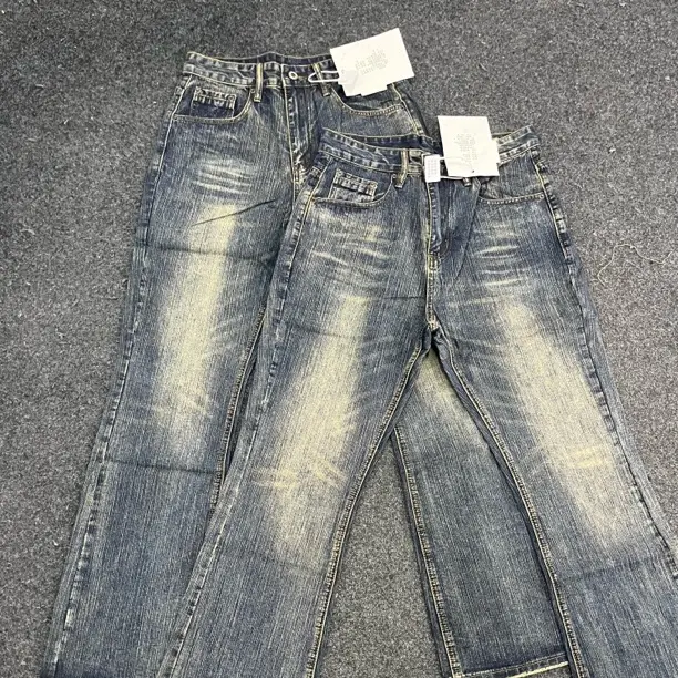 11 Streetwear 美式复古竹节纹水洗蓝微喇牛仔cleanfit 