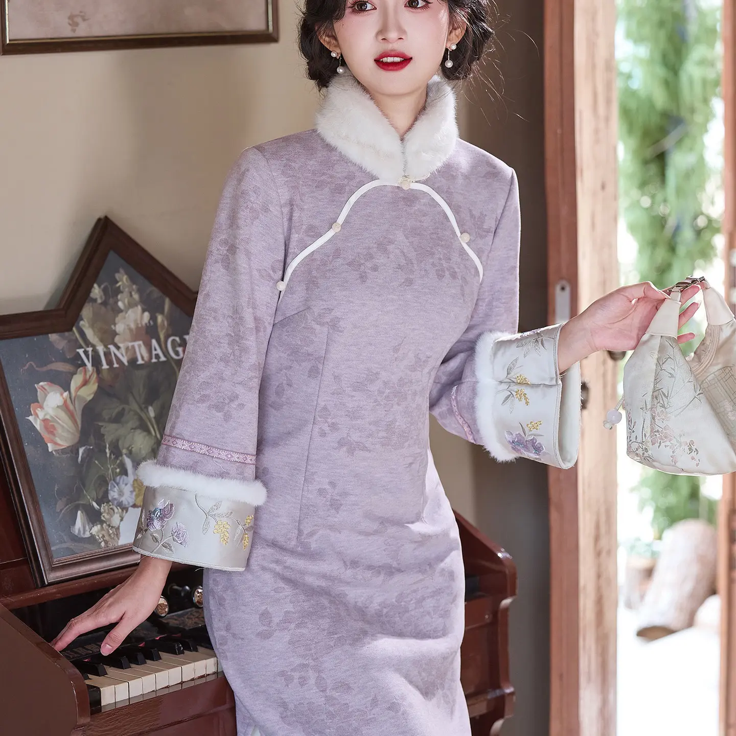紫色新中式改良旗袍加绒加厚冬款文艺长袖气质年轻日常连衣裙