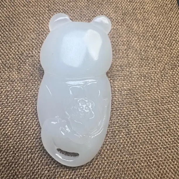 天然和田玉无相猫荷花吊坠