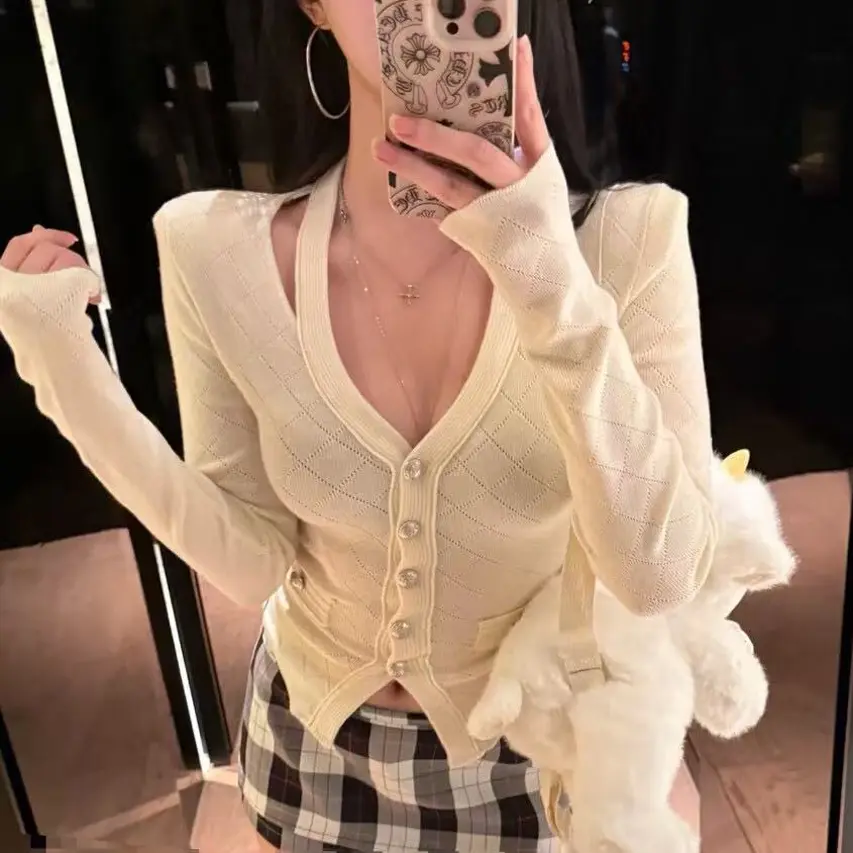 婉君私服精致针织打底
