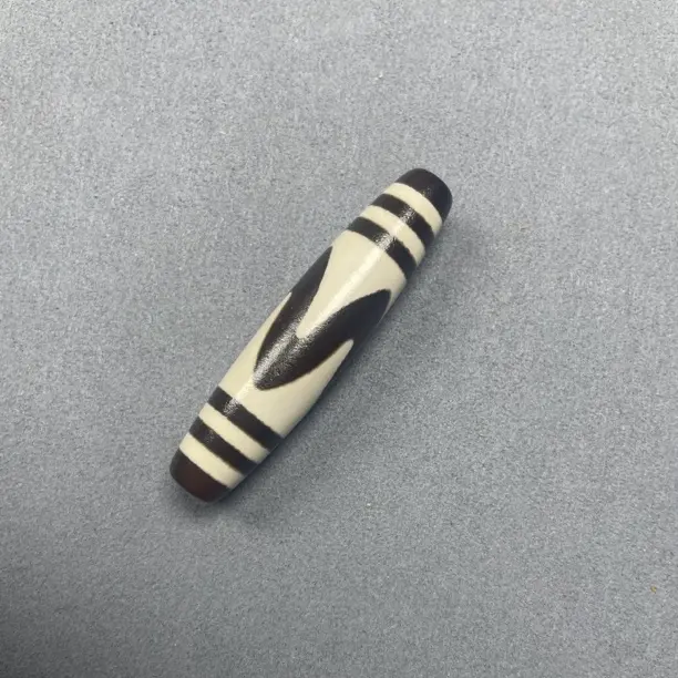 精品大尺寸虎牙天珠