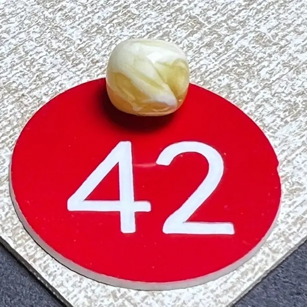 天然原矿蜜蜡精工金瓷白老型珠 尺寸11/10mm 微划痕