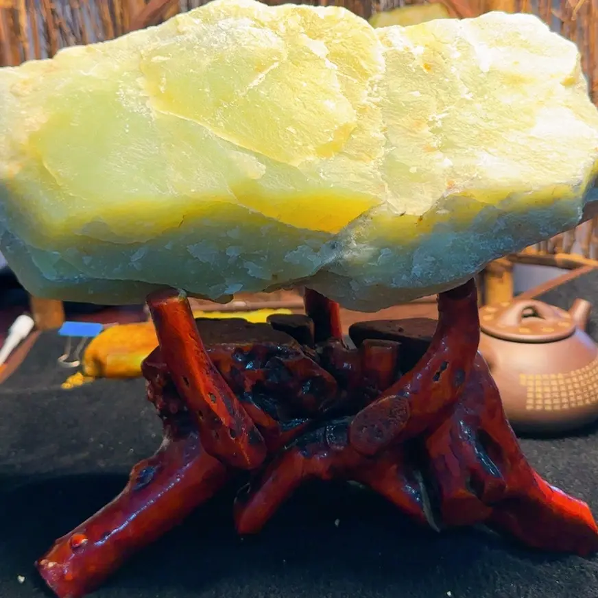 天然岫玉原石含青花俏色高品质可用于雕刻或摆件装饰