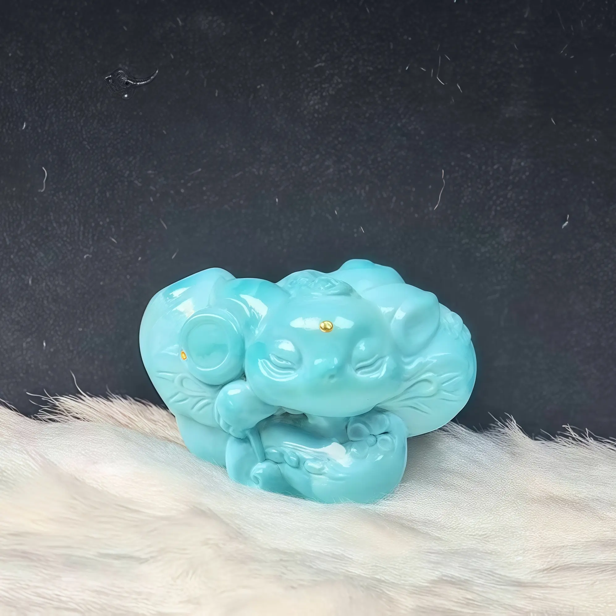 精工雕刻九尾小狐狸