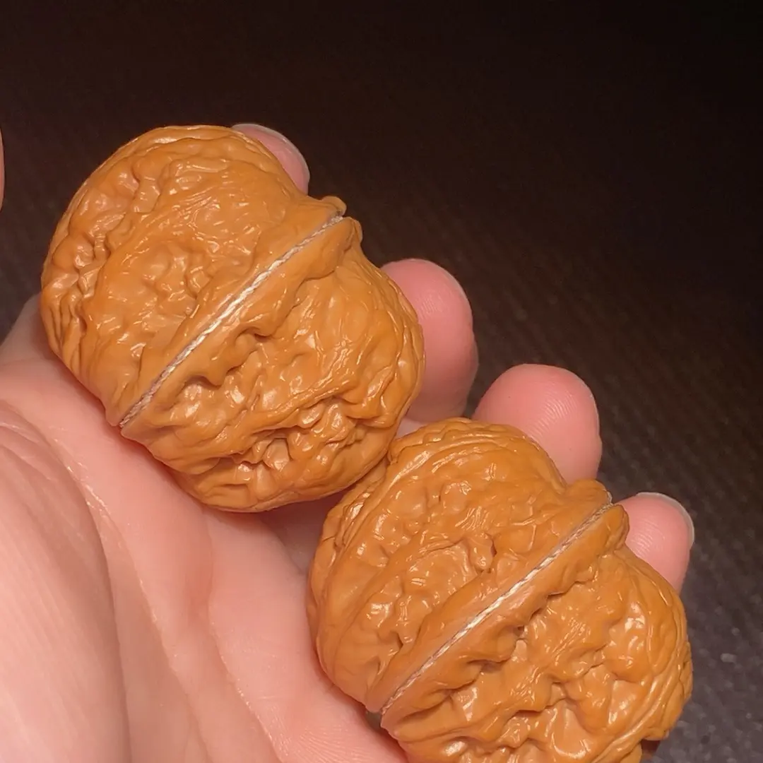 [色]银镶碧玉包裹平谷元宝肚41.5边37高32 仅此一对海豚头，双翘肩