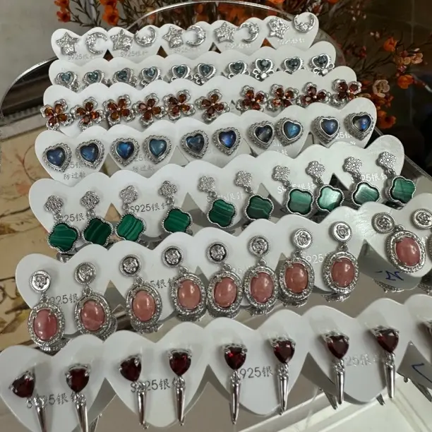 【三号链接】天然水晶耳饰