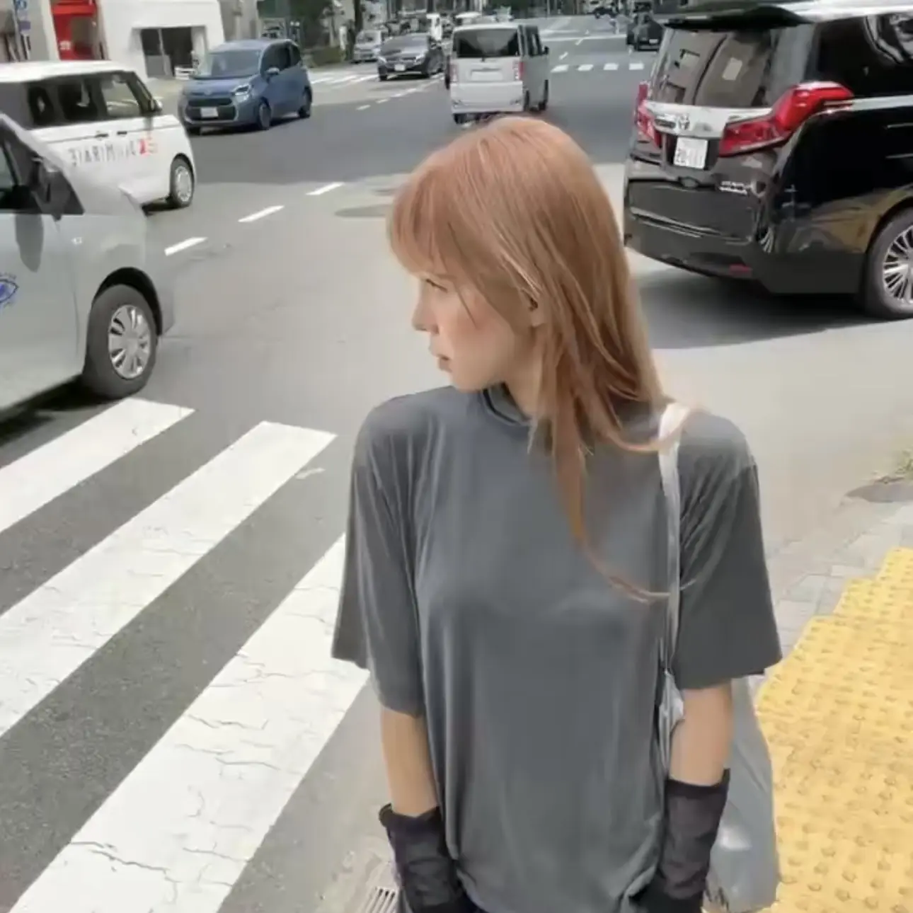 （DDYY 韩国正品女装）钥匙家极简中袖 T百搭（谨慎下单 拒收退换））