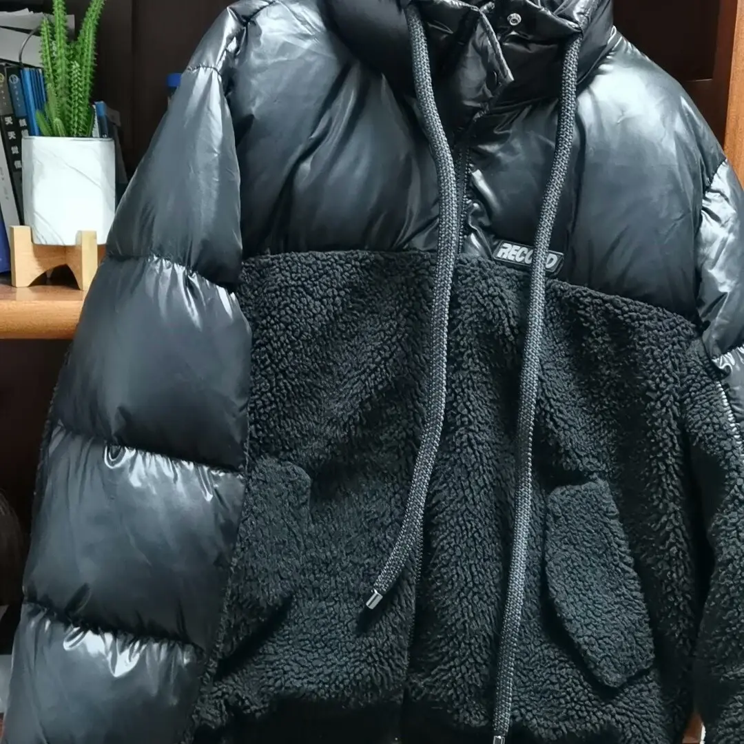 D家冬季保暖拼接高领短款气质外套