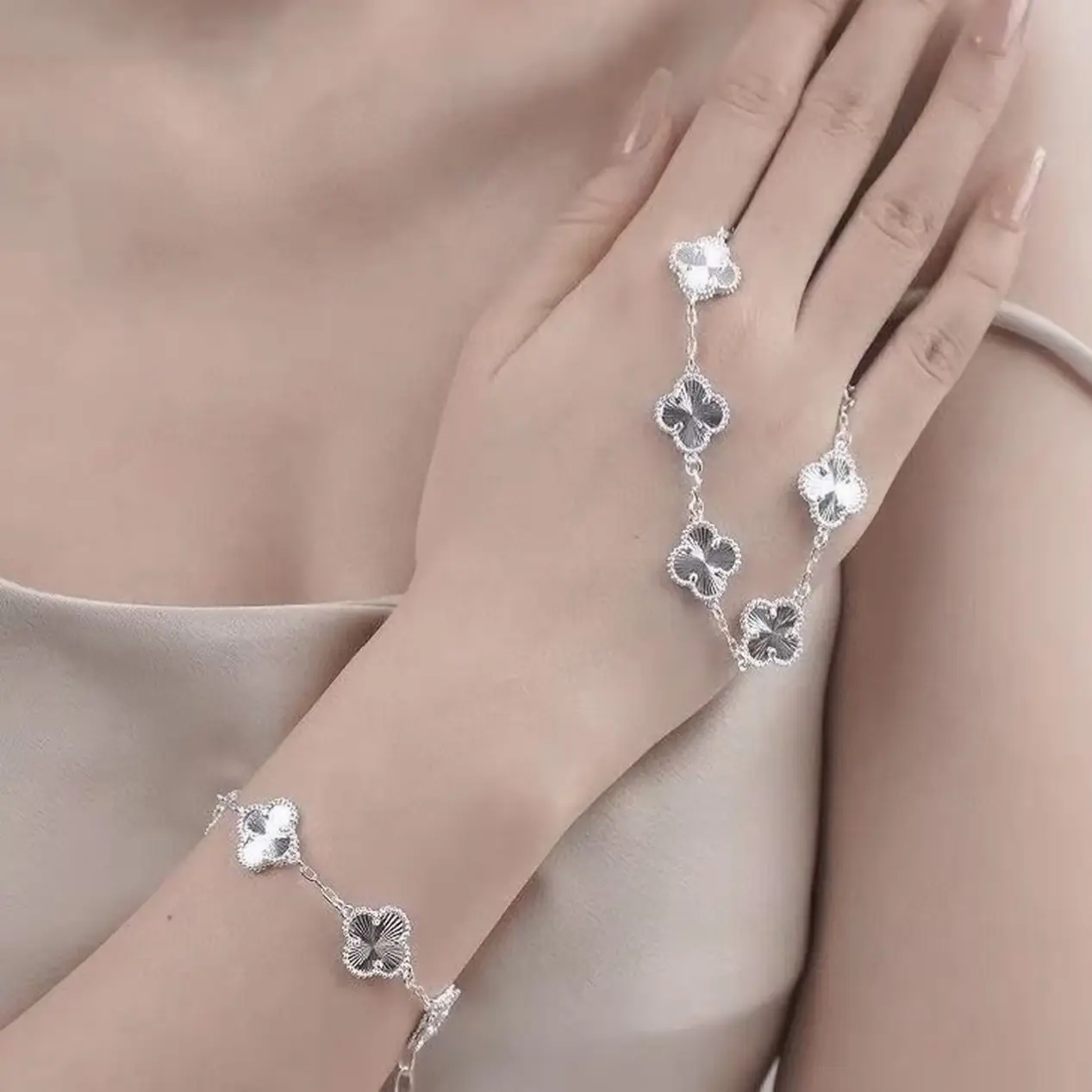 足银手链 四叶草五花手链时尚百搭