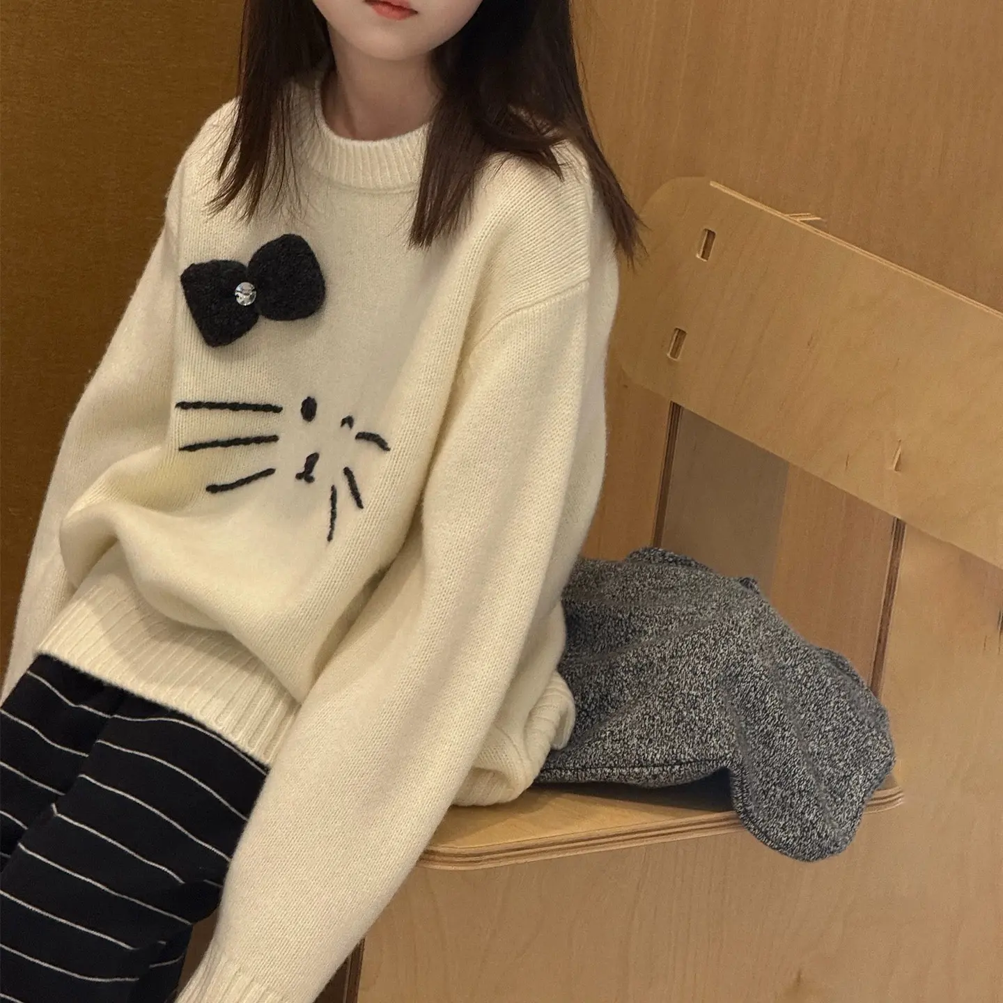 449-mochier沫弛尔女童秋冬加厚猫咪蝴蝶结圆领针织毛衣
