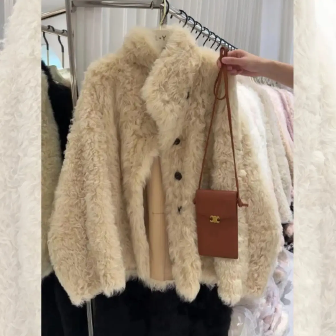 非图片款-直播过款-私拍随机发女装-全场默认瑕疵！