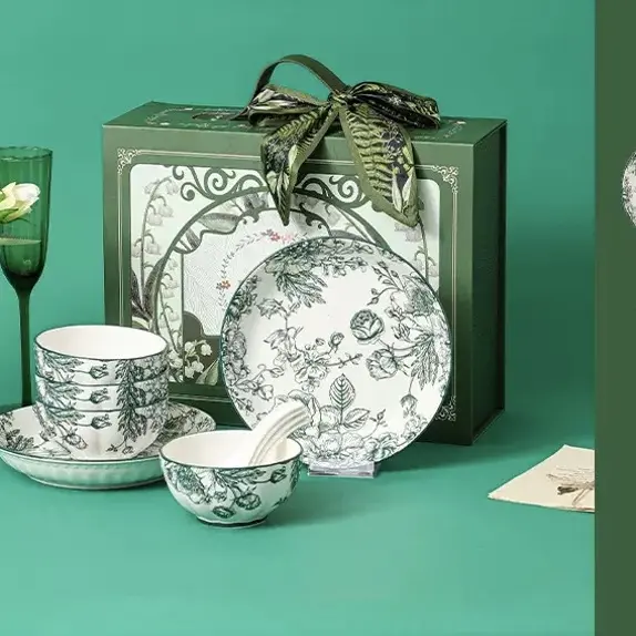 家用高颜值玫瑰餐具伴手礼