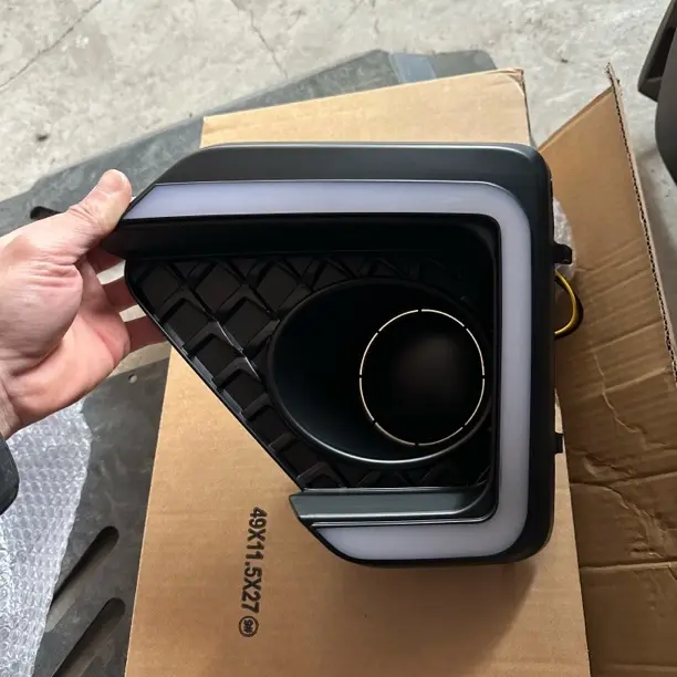 23-26款长城商用炮，改装雾灯框